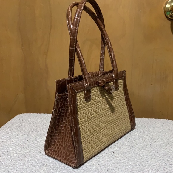 Brown and Cream Liz Claiborne hand bag - Picture 2 of 8
